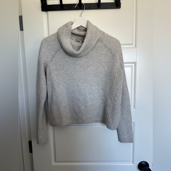 Banana Republic Light Gray Cowl Neck Sweater Wool & Alpaca - Picture 1 of 4
